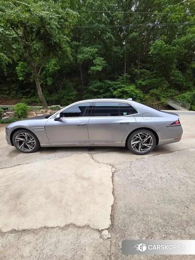 Genesis G90 (RS4) 2023 Серебристо-серый из Кореи, фото 2