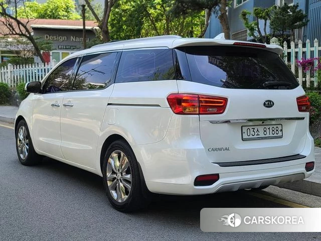 Kia The New Carnival id 4251355 из Кореи 12