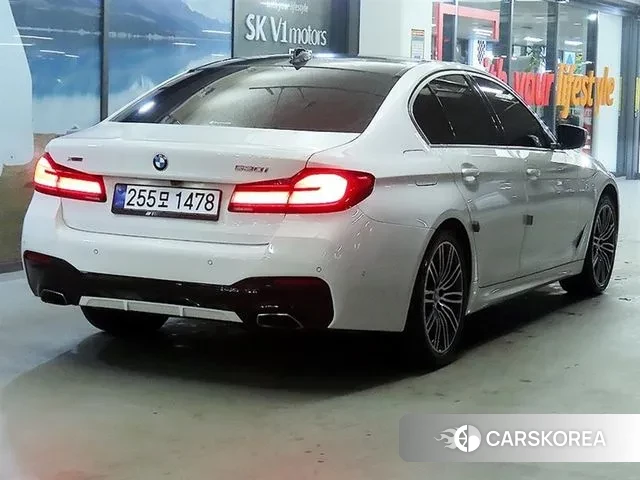 BMW 5 Series (G30) id 3757511 из Кореи 12
