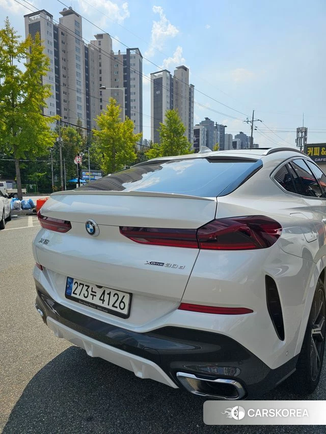 BMW X6 (G06) 2022 Белый из Кореи, фото 3
