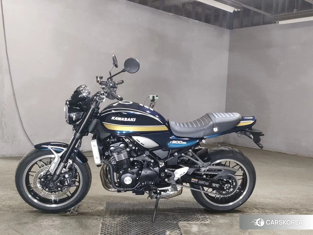 Проданный Kawasaki Z900RS 2021 из Японии, фото 2