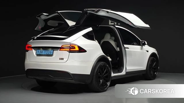 Tesla Model X id 4591526 из Кореи 12