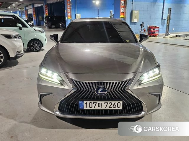 Lexus ES300h 7th generation id 3965538 из Кореи 9