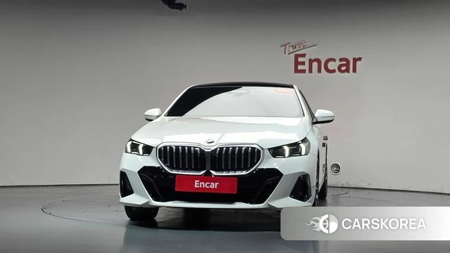 BMW 5 Series (G60) id 4934706 из Кореи 12