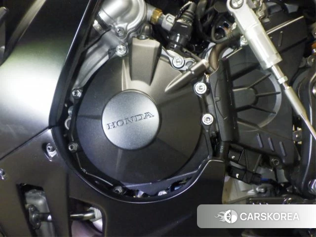 Engine photo