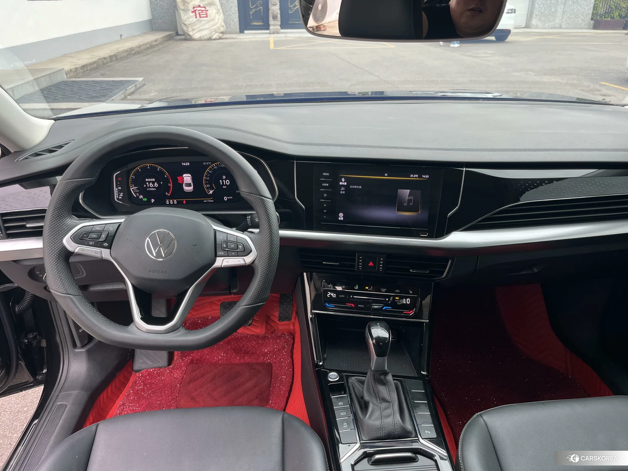 Volkswagen Passat 2021 Черный из Китая, фото 2