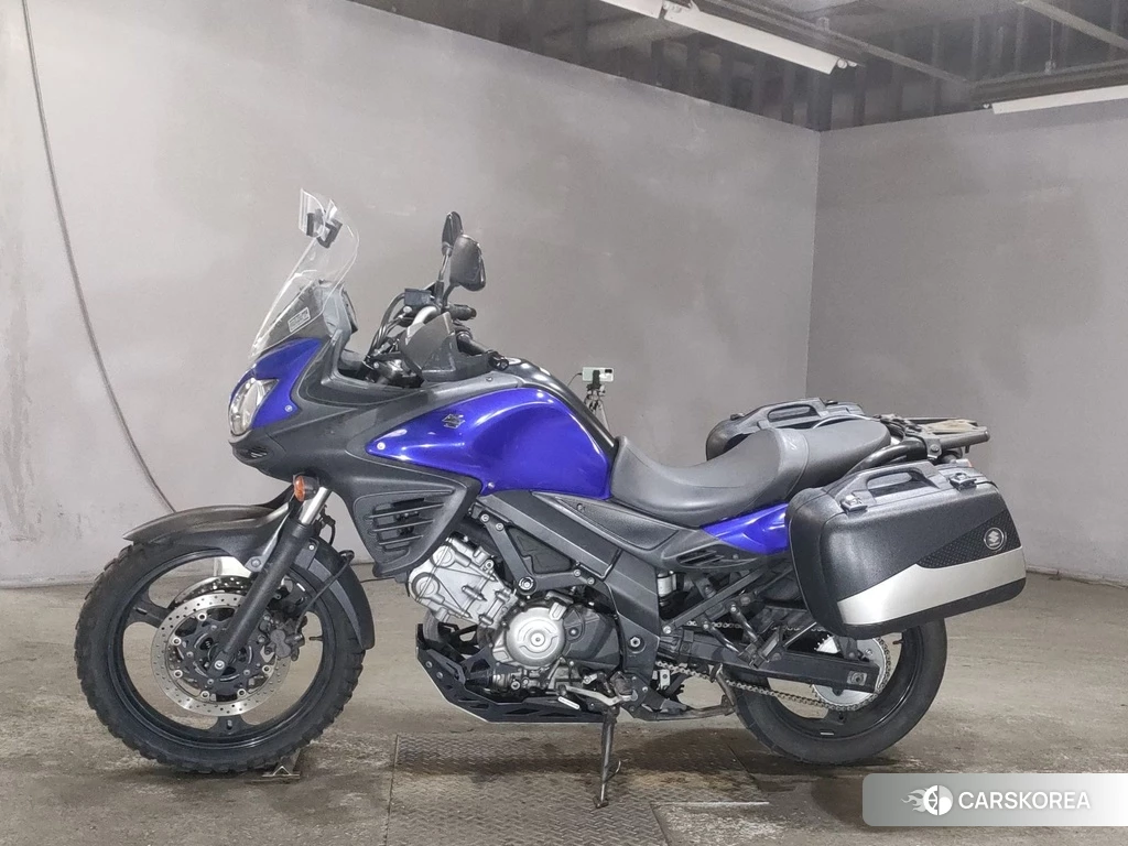 Проданный Suzuki V-STROM 650 DL650 2013 из Японии