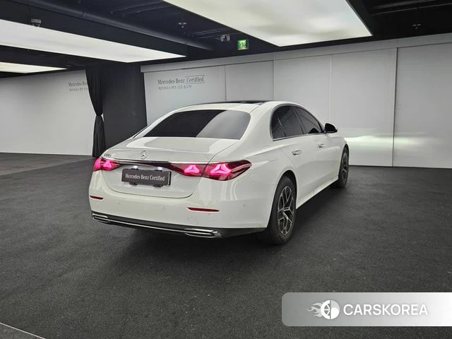 Mercedes-Benz E-Class W214 id 4589652 из Кореи 12