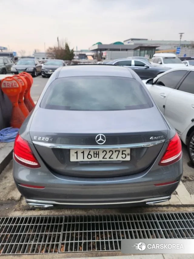 Mercedes-Benz E-Class W213 2019 Серый из Кореи, фото 2