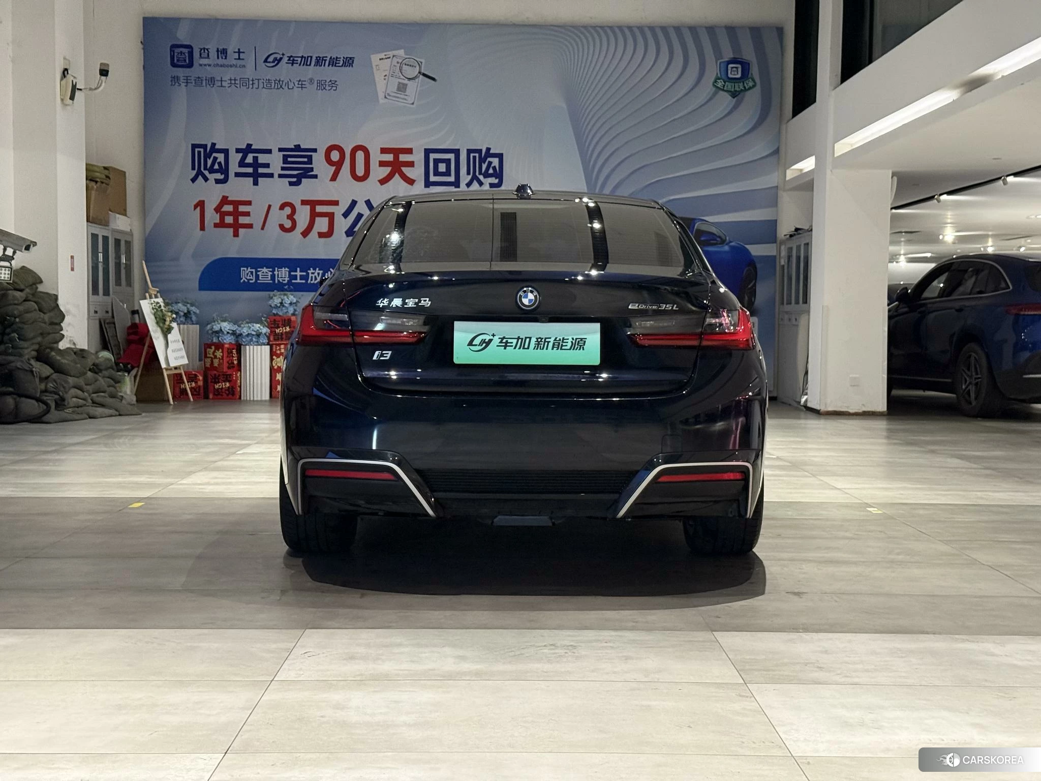 BMW i3 2023 Черный из Китая, фото 2