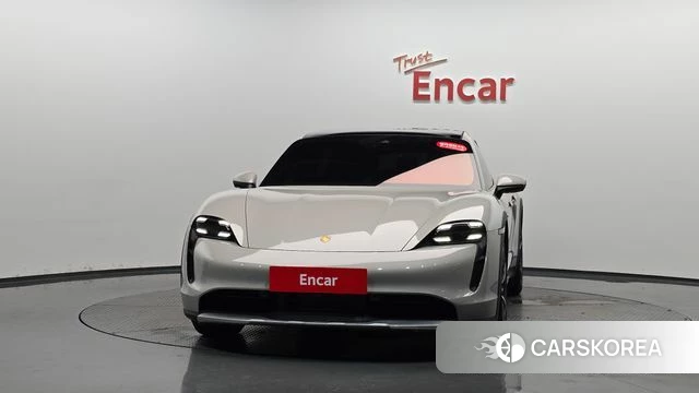 Porsche Taycan id 4591432 из Кореи 12