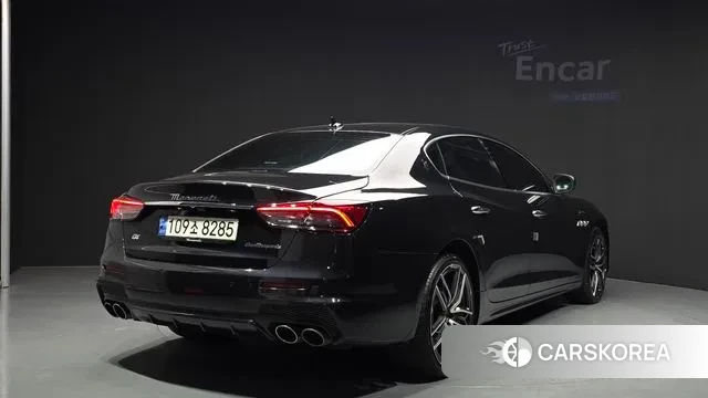 Maserati Quattroporte id 3539258 из Кореи 12