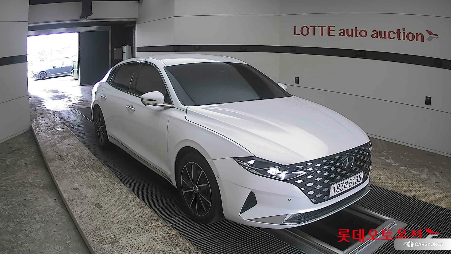 Hyundai Grandeur id 3888366 из Кореи 12