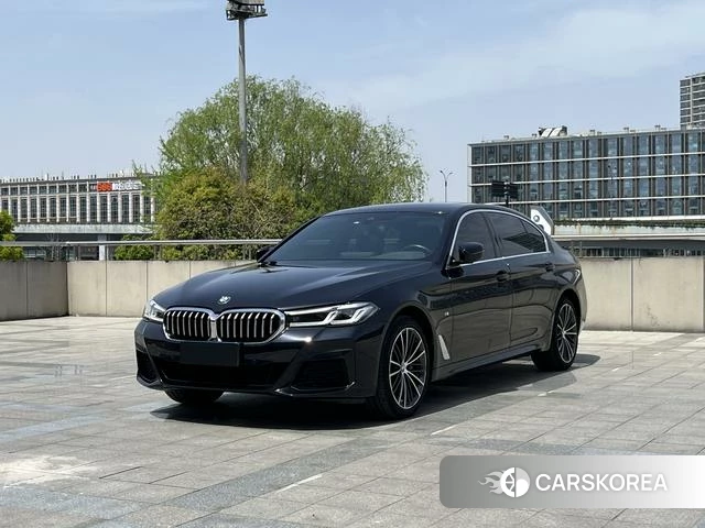 BMW 5 series 2022 Черный из Китая, фото 6
