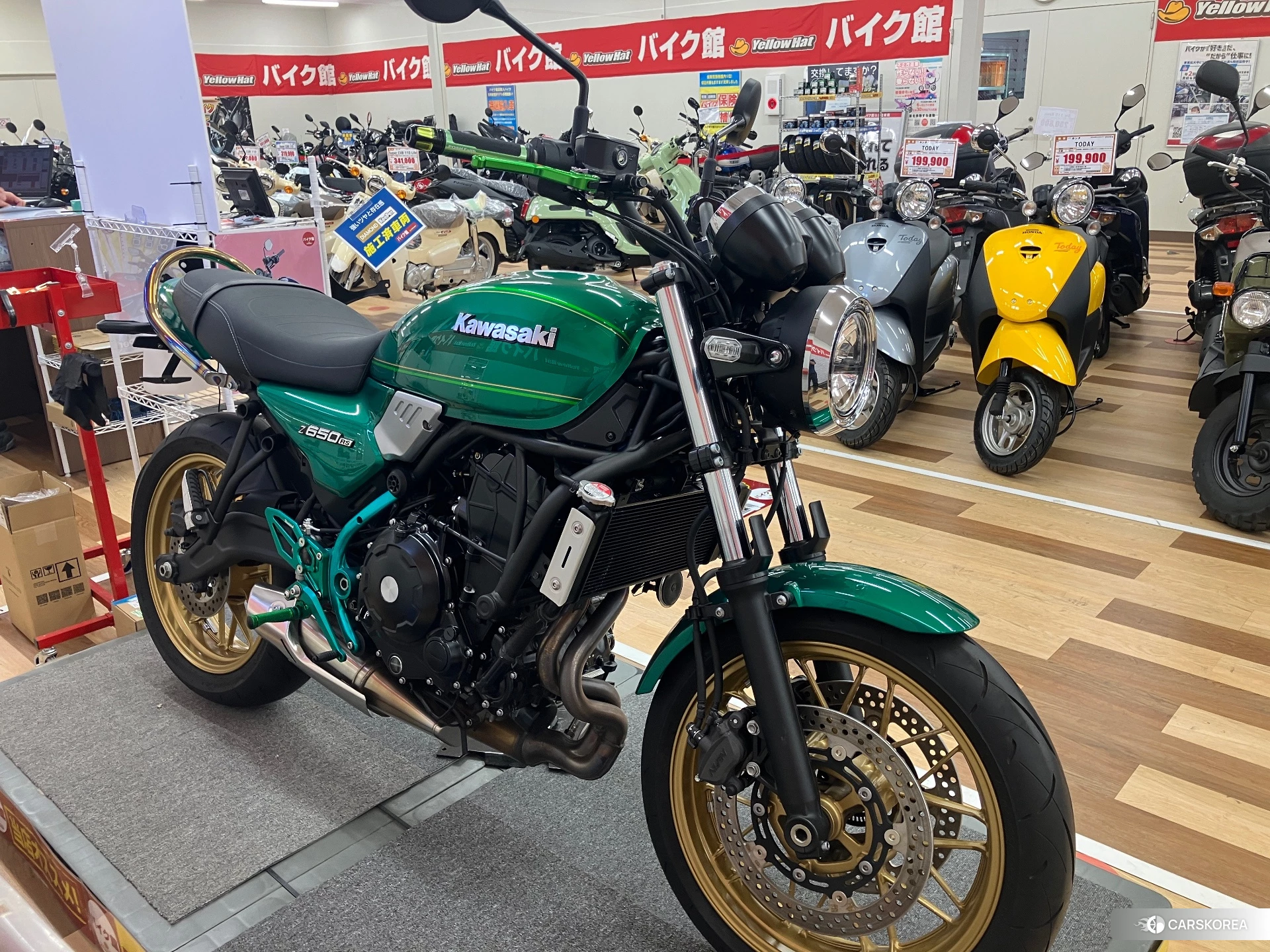 Kawasaki Z650RS 2022 из Японии, фото 2