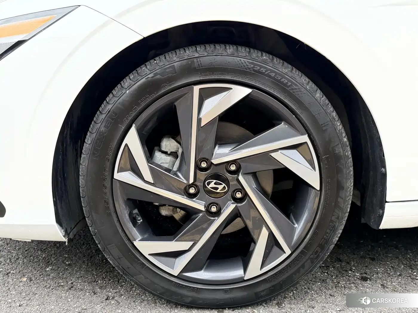 Hyundai Elantra id 4559717 из Китая 10