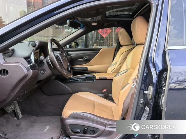 Lexus ES id 4220087 из Китая 9
