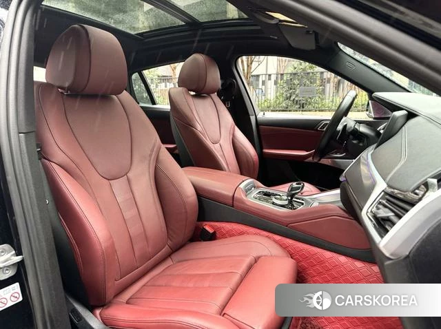 BMW X6 2021 Черный из Китая, фото 4