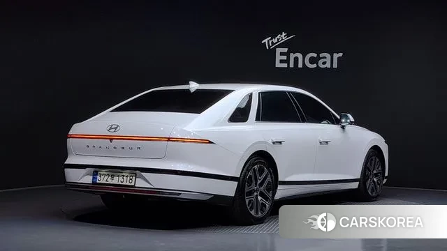 Hyundai Grandeur Hybrid (GN7) id 3596439 из Кореи 12