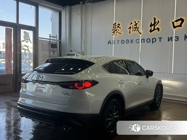 Mazda CX-4 2023 Белый из Китая, фото 2