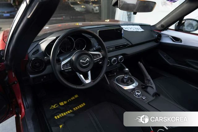 Mazda MX-5 2025 Красный из Китая, фото 6