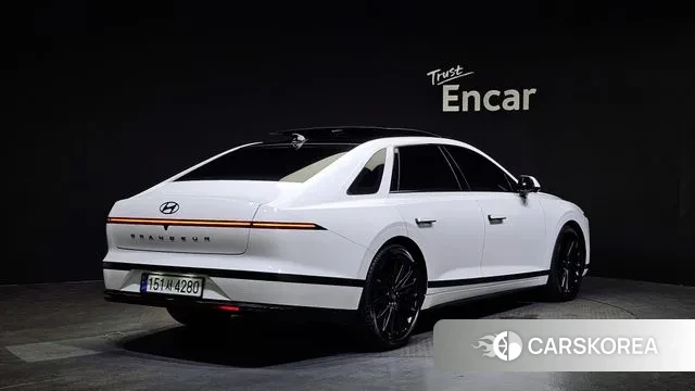 Hyundai Grandeur Hybrid (GN7) id 2930283 из Кореи 12