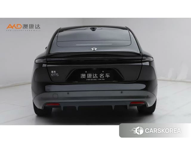 Weilai ET5 2023 Черный из Китая, фото 2