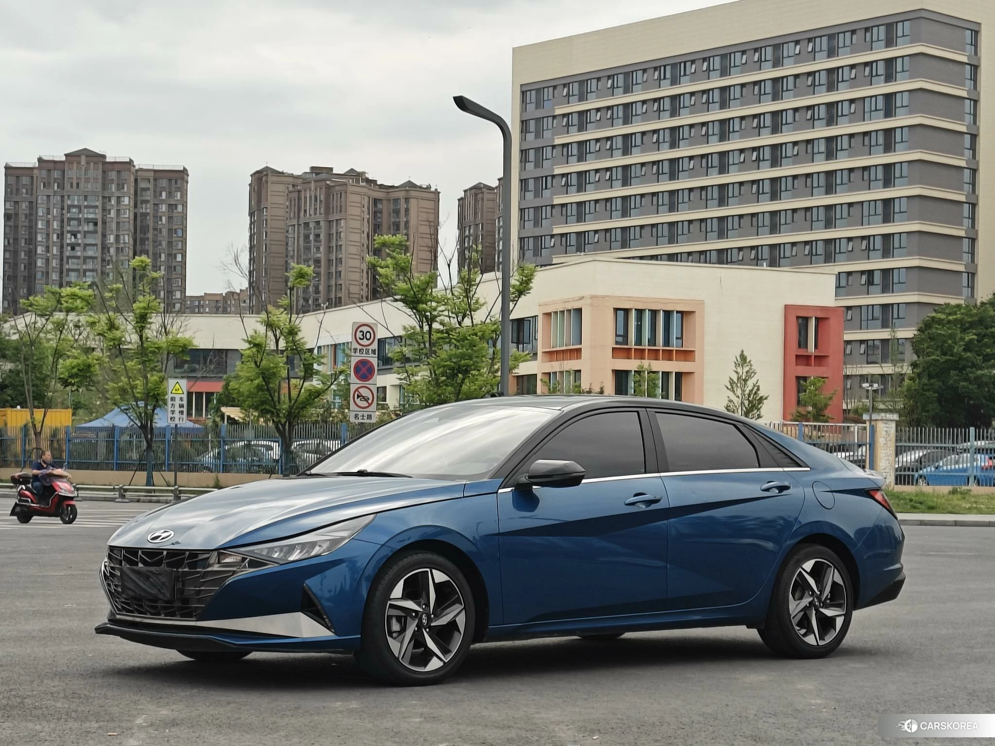 Hyundai Elantra id 4405954 из Китая 12