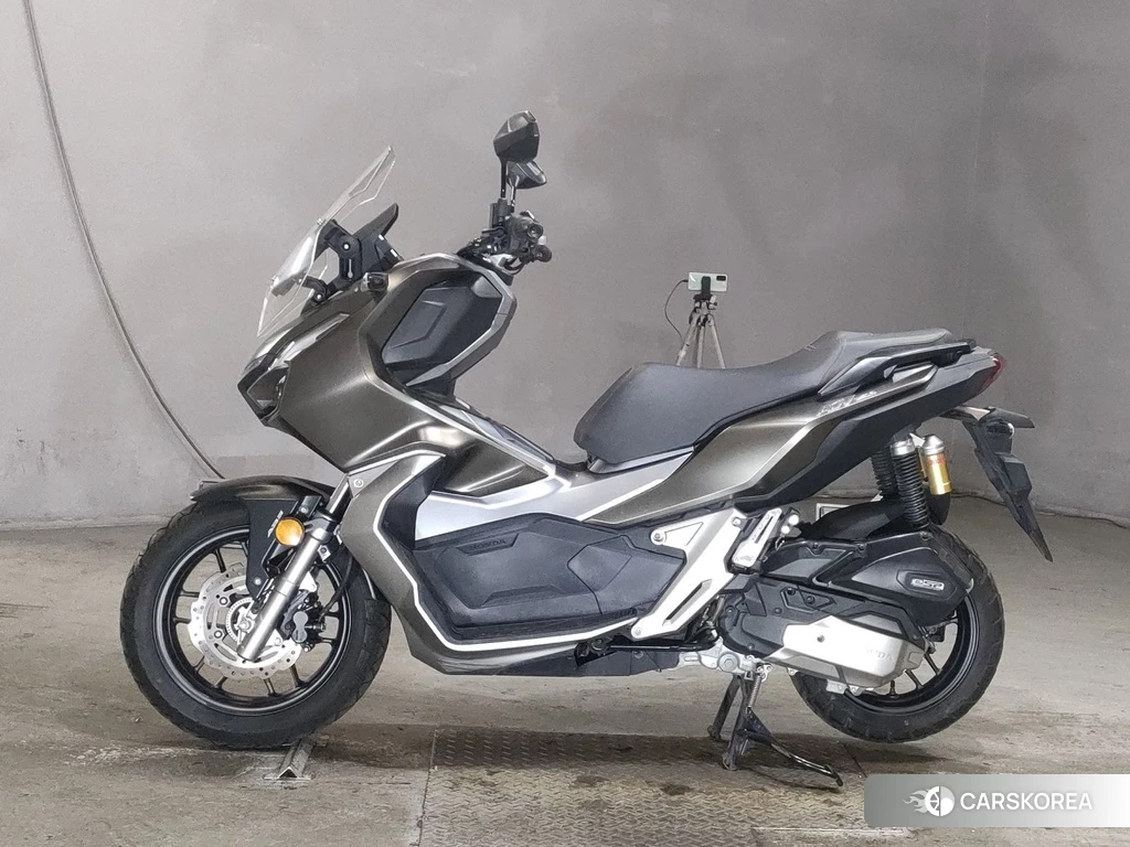 Проданный Honda ADV150 2019 из Японии