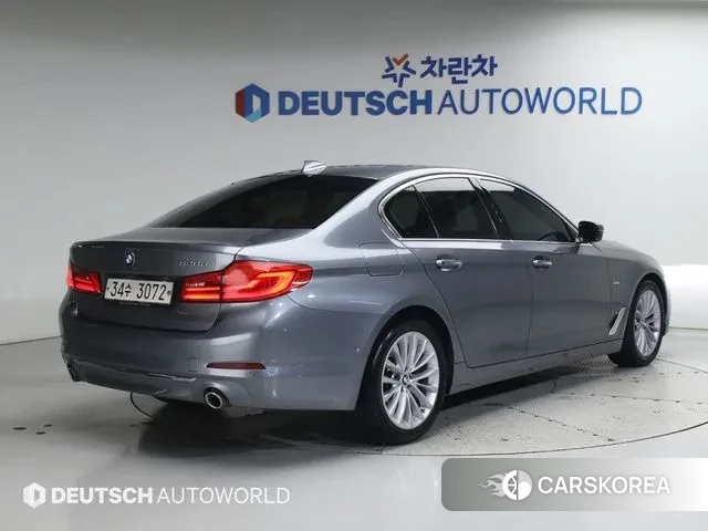 BMW 5 Series (G30) id 3227035 из Кореи 12