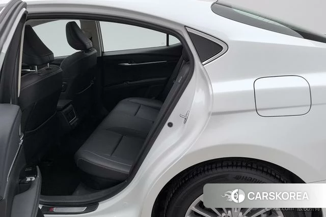 Toyota Camry id 3890818 из Китая 12