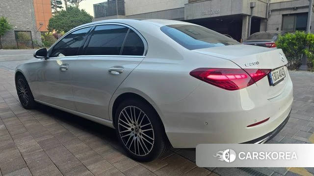 Mercedes-Benz C-Class W206 2022 Белый из Кореи, фото 4