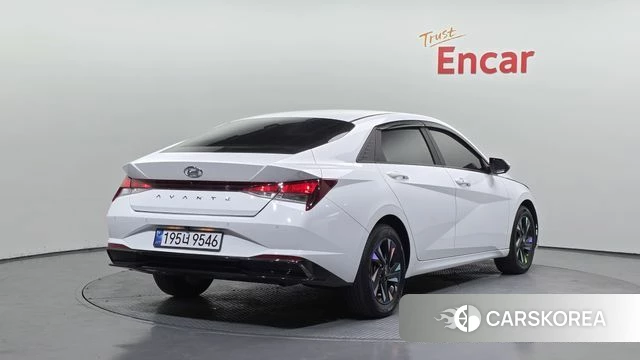 Hyundai Avante Hybrid (CN7) id 4178457 из Кореи 12