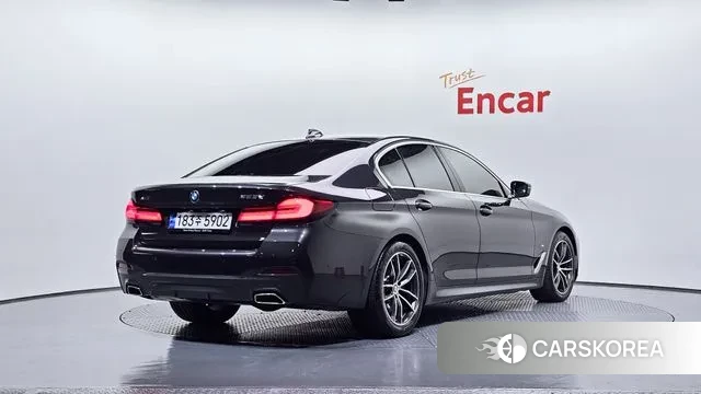 BMW 5 Series (G30) id 3620341 из Кореи 12