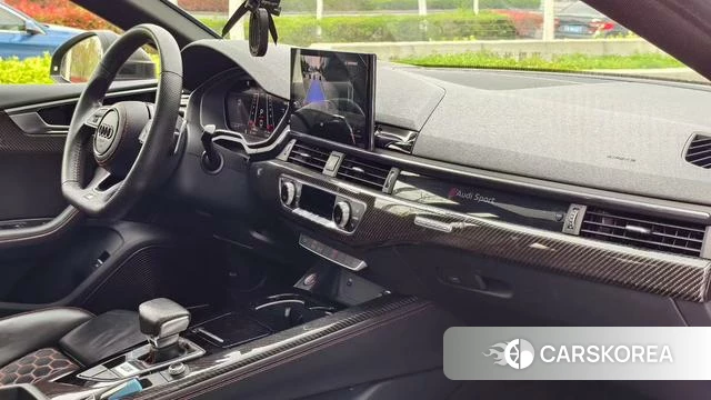Audi RS 5 2020 Черный из Китая, фото 2