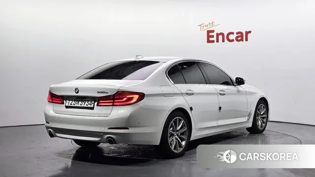 BMW 5 Series (G30) id 3656216 из Кореи 12