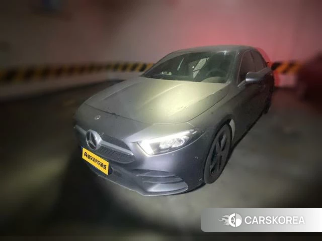 Mercedes-Benz Class A 2023 Темно-серый из Китая, фото 2