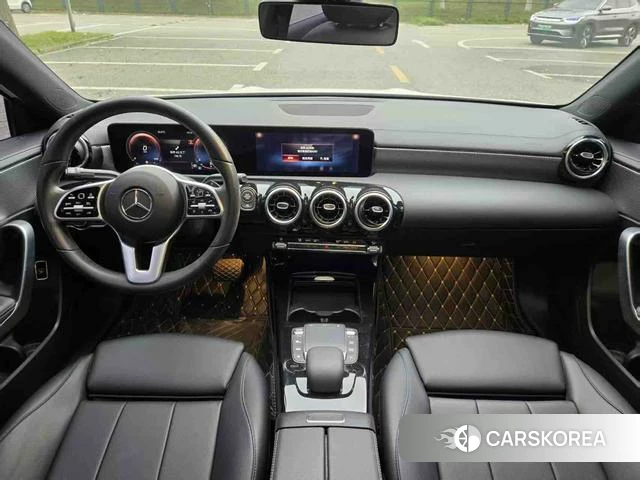 Mercedes-Benz Class A 2021 Белый из Китая, фото 2