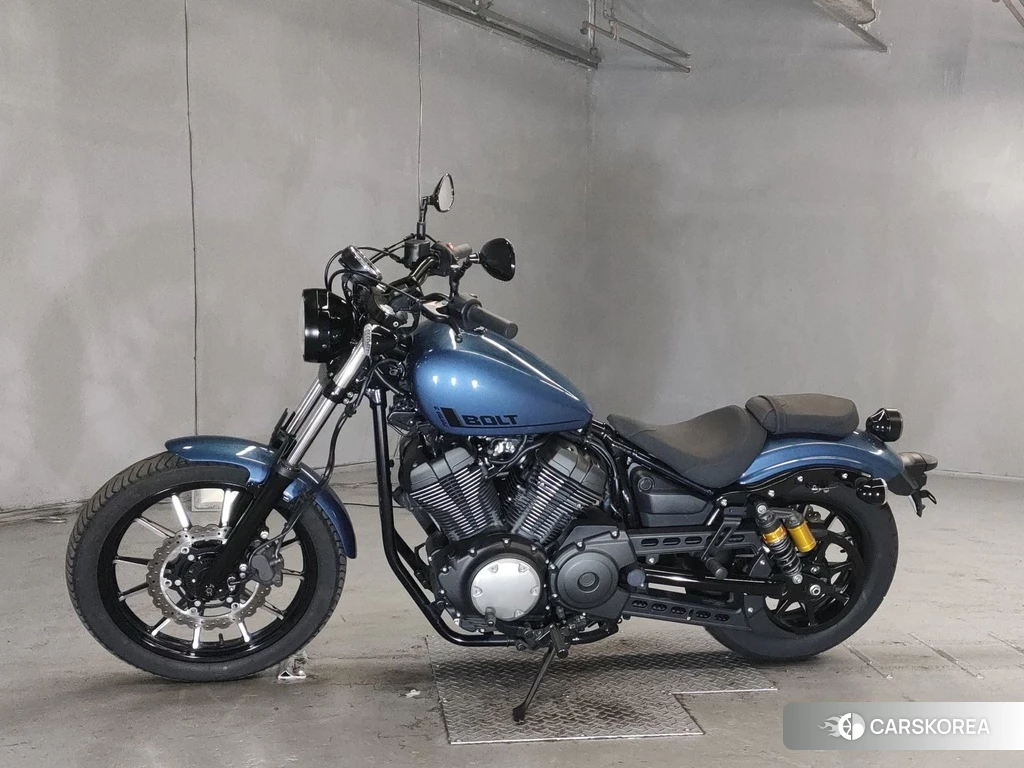 Проданный Yamaha BOLT 950R 2021 из Японии