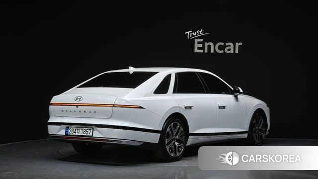 Hyundai Grandeur (GN7) id 3799214 из Кореи 12