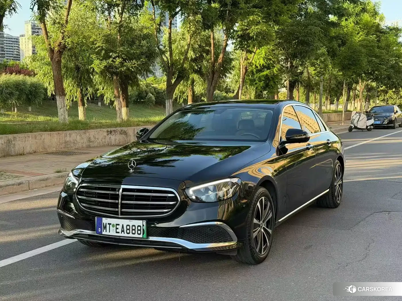 Mercedes-Benz E-Class 2022 Черный из Китая, фото 2