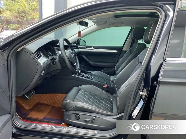 Volkswagen Magotan PHEV 2021 Черный из Китая, фото 5