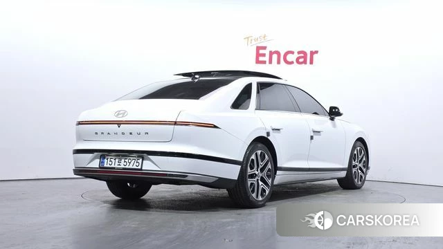 Hyundai Grandeur (GN7) id 4178390 из Кореи 12