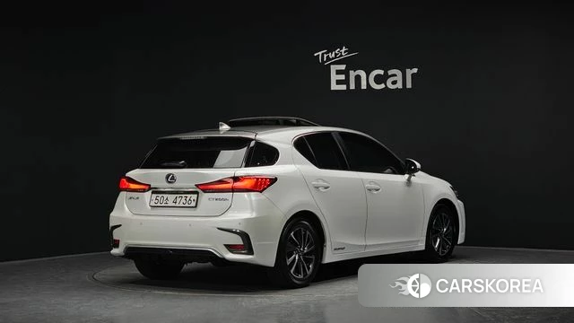 Lexus CT200h id 3937305 из Кореи 12