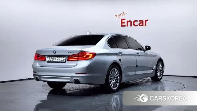 BMW 5 Series (G30) id 3391087 из Кореи 12