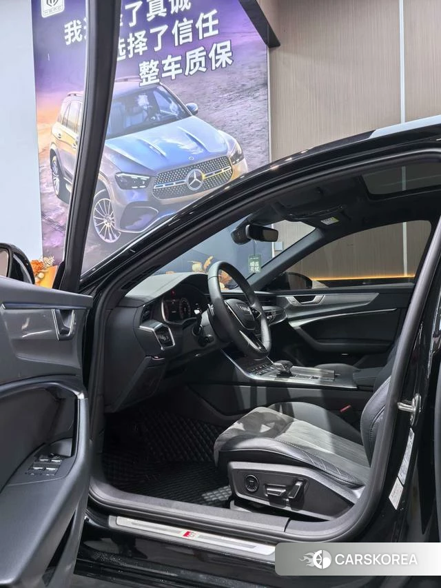 Audi A6L 2023 Черный из Китая, фото 2
