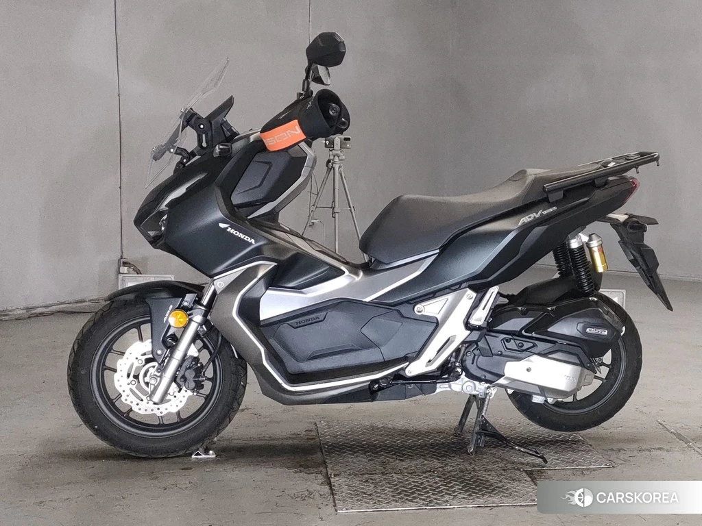 Проданный Honda ADV150 2019 из Японии