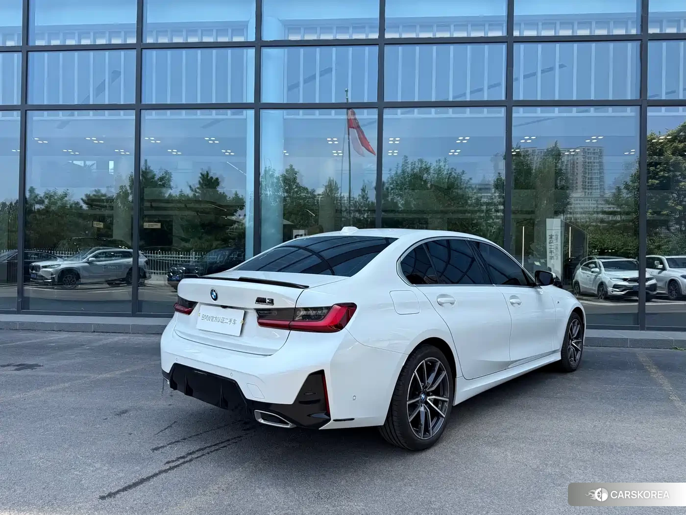 BMW 3 series 2025 Белый из Китая, фото 2