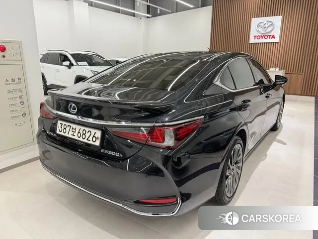 Lexus ES300h 7th generation 2020 Черный из Кореи, фото 5