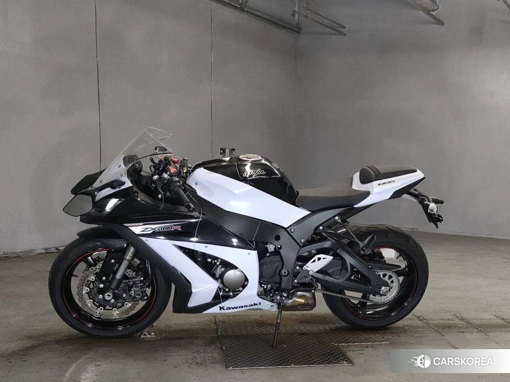 Проданный Kawasaki ZX-10R NINJA 2015 из Японии, фото 2
